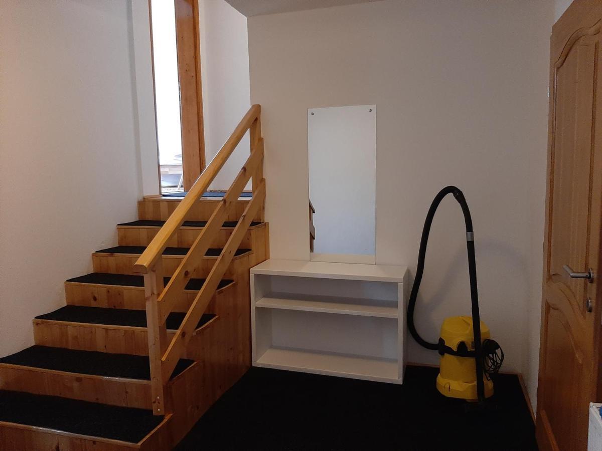 Aleksandar Apartmani Pale Esterno foto